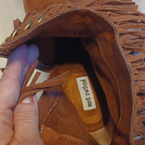 Fringed boots brown size 7, side zipper - Picture 6 of 7